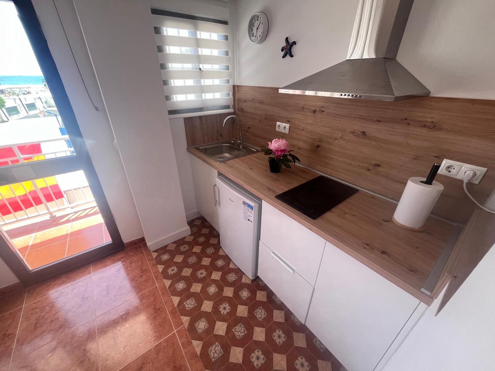 Apartamento Lidia Planta 1, La Carihuela 1ª Linea Playa, Vistas Mar, 1 Dormitorio, 52 M2, 1-3 Huesped, Amplio Balcon, Wifi ตอร์เรโมลิโนส ภายนอก รูปภาพ