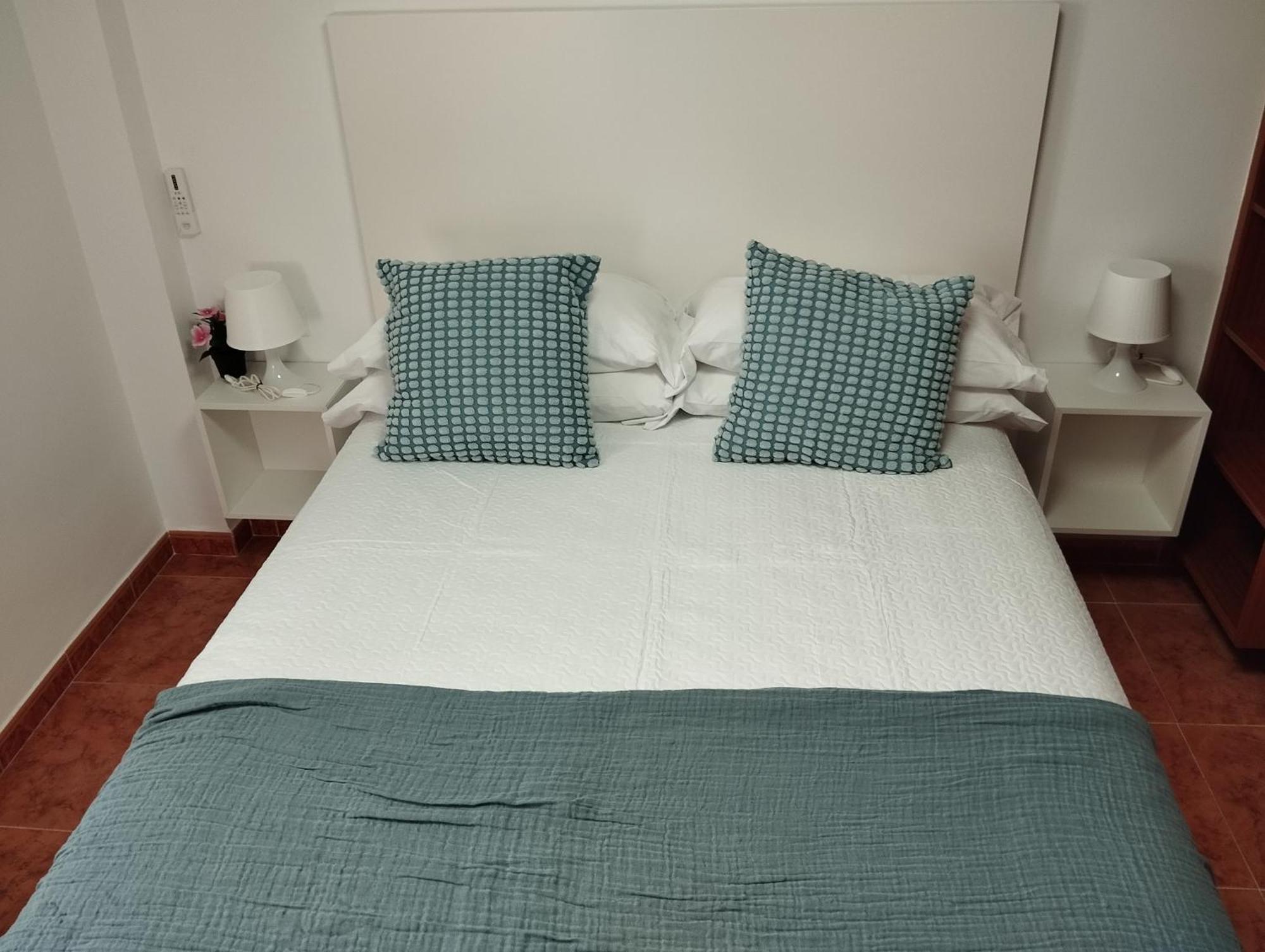 Apartamento Lidia Planta 1, La Carihuela 1ª Linea Playa, Vistas Mar, 1 Dormitorio, 52 M2, 1-3 Huesped, Amplio Balcon, Wifi ตอร์เรโมลิโนส ภายนอก รูปภาพ